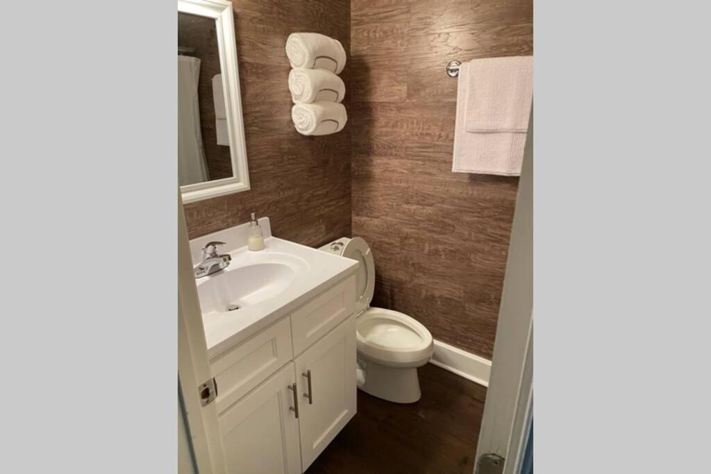 Belmont Nc Riverfront 2-Bedroom Garden Suite Charlotte Bagian luar foto